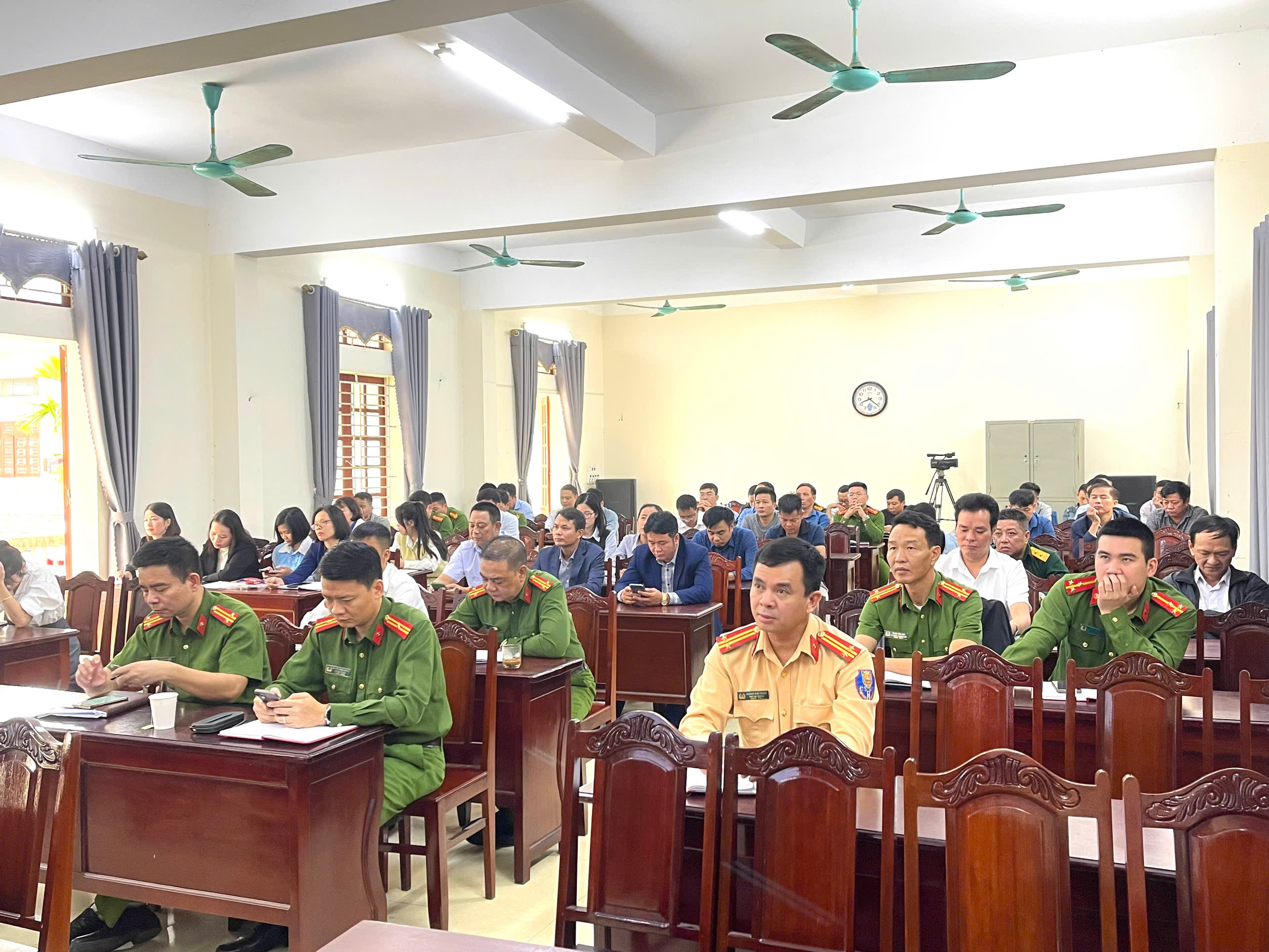 Tập huấn xử lý VPHC 4.jpg