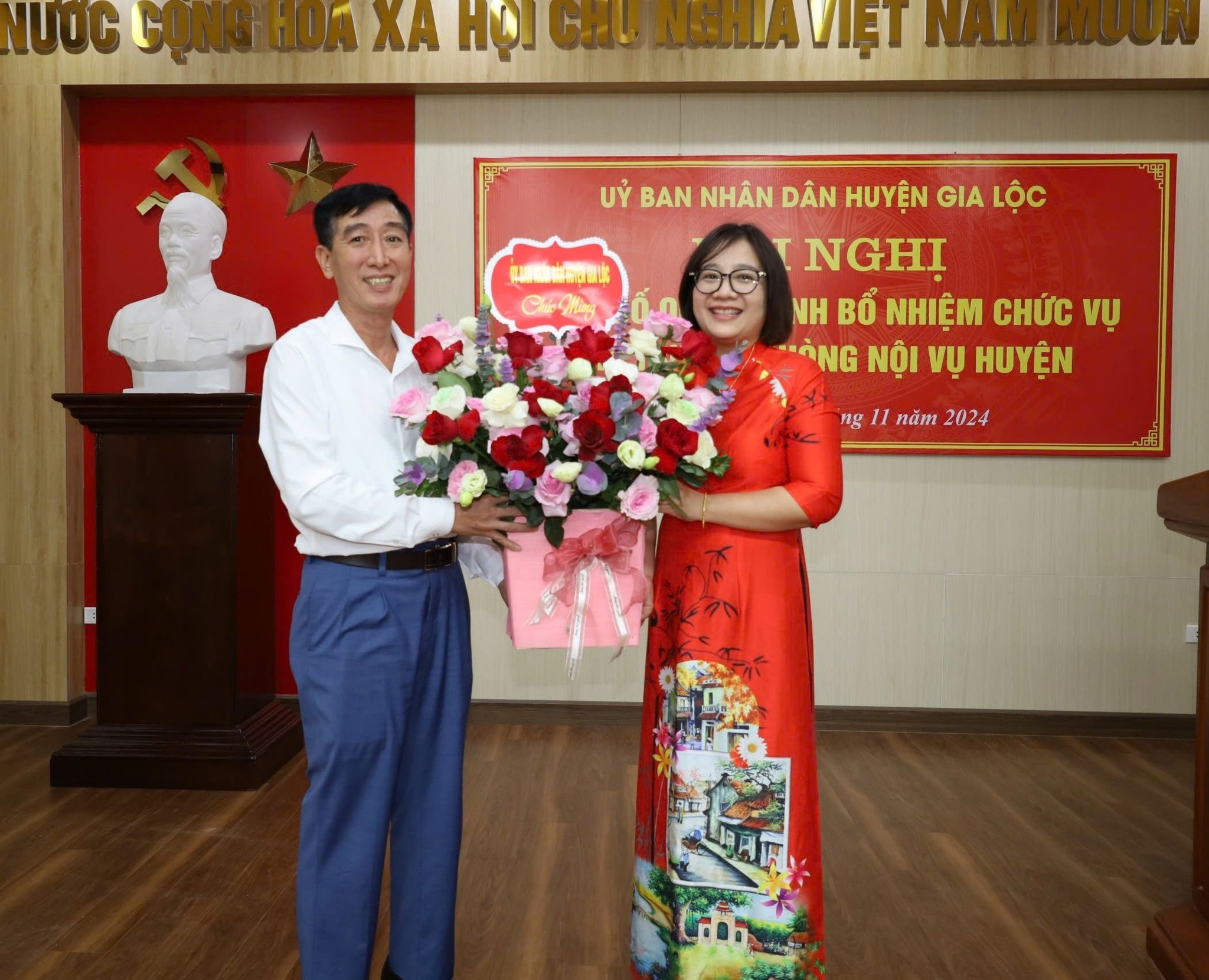 Phó P Nội vụ Miền 3.jpg