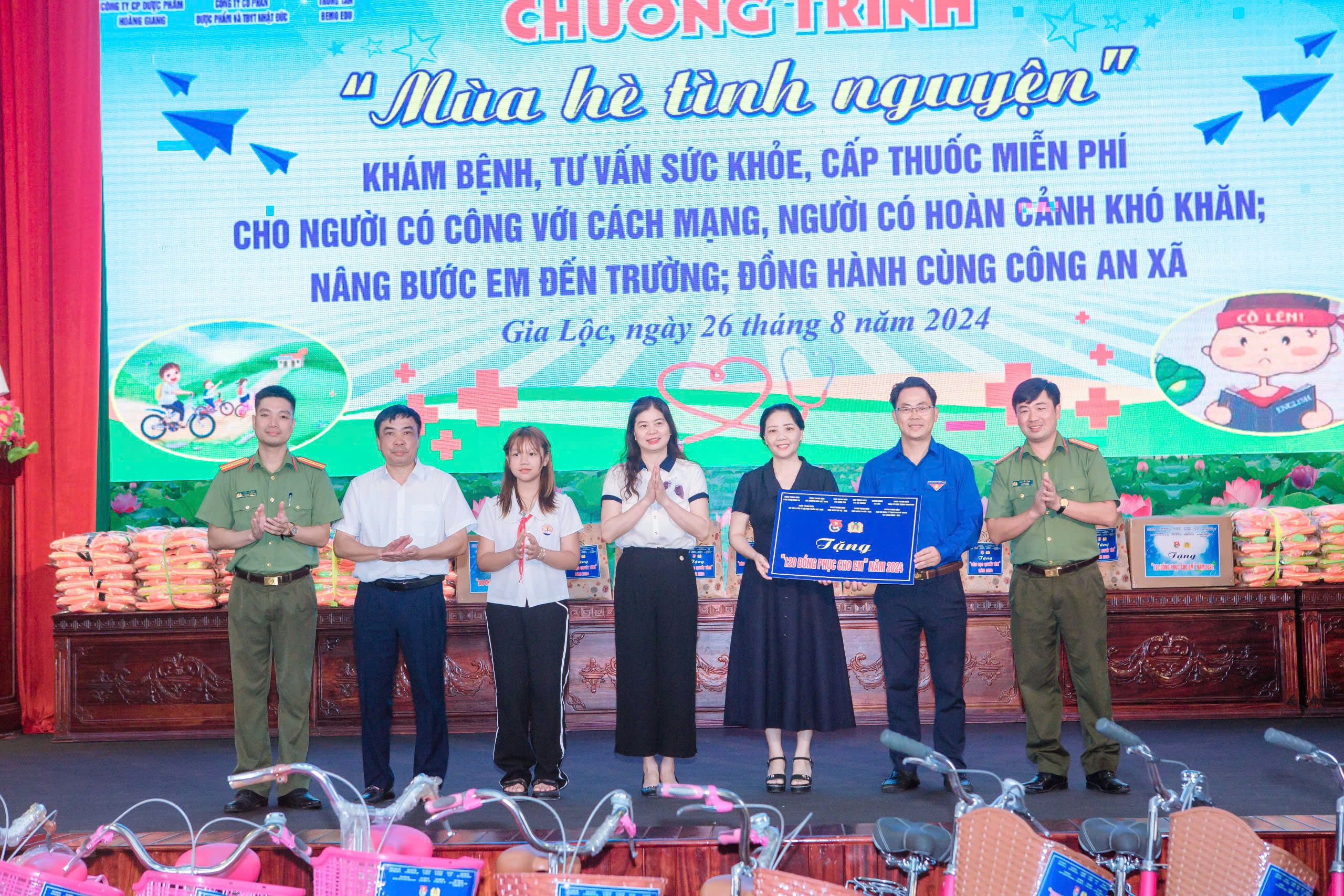 Mua he tinh nguyen 3.jpg
