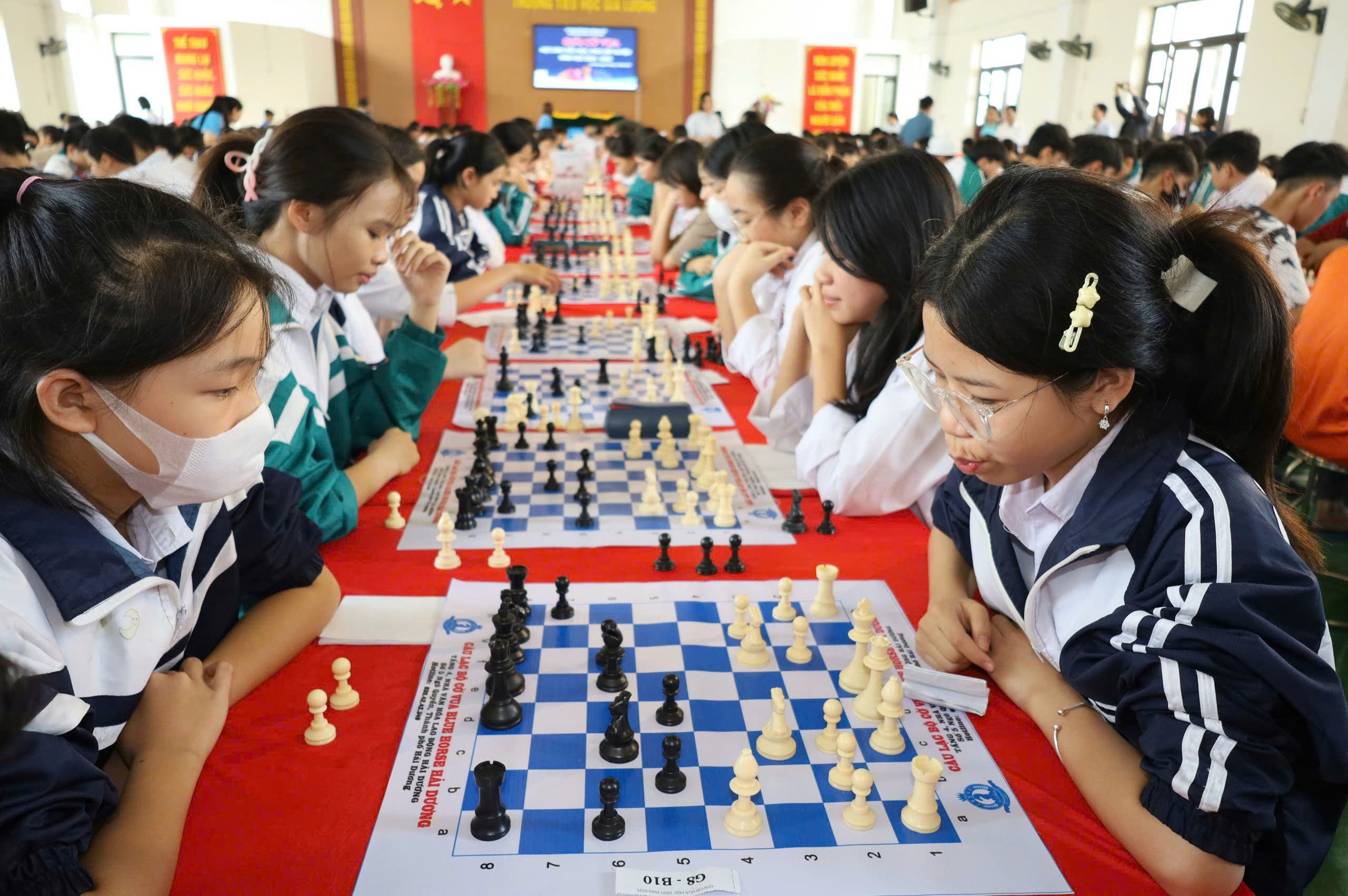 cờ vua hs 4.jpg