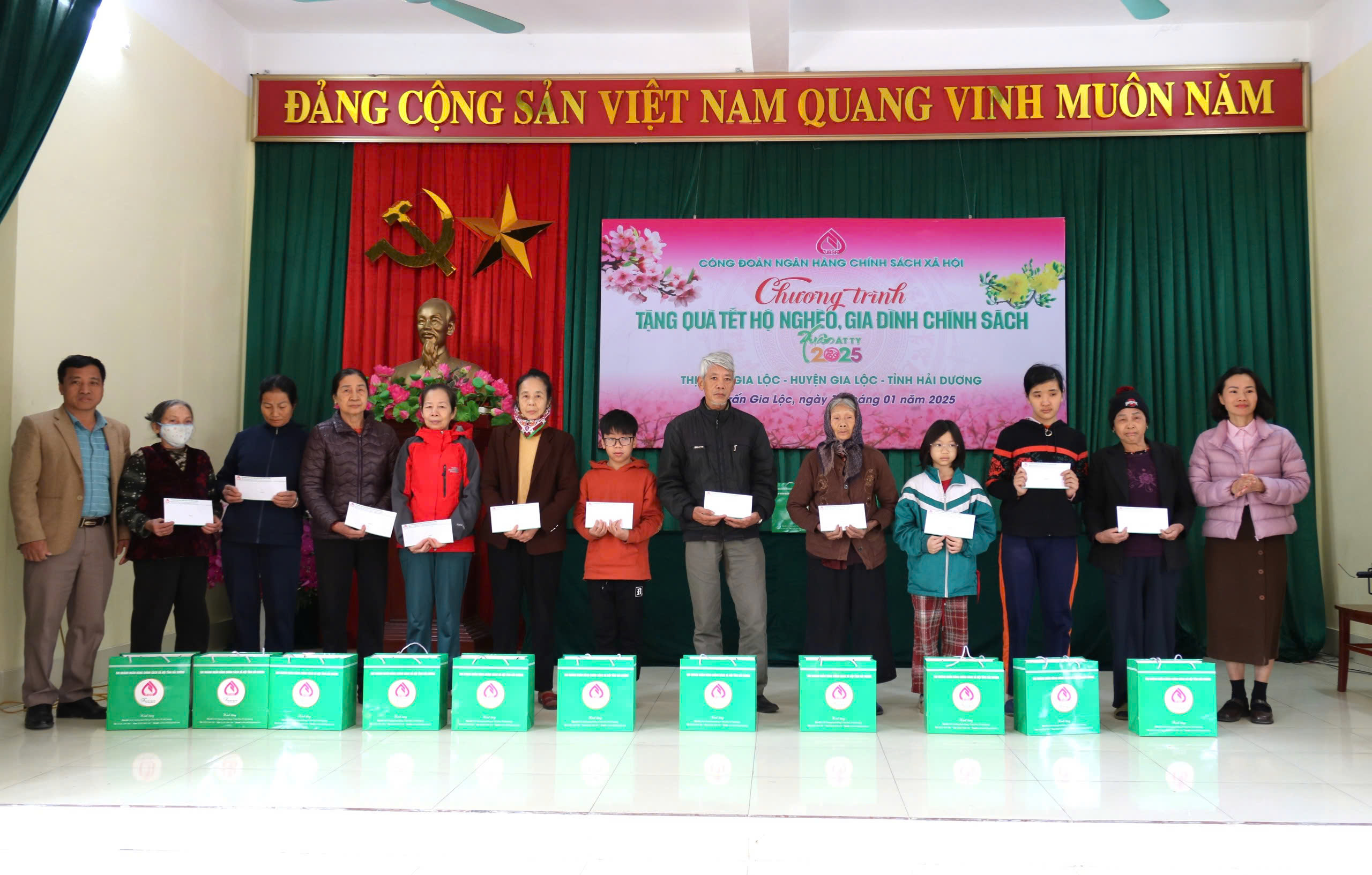 thị trấn 2.jpg