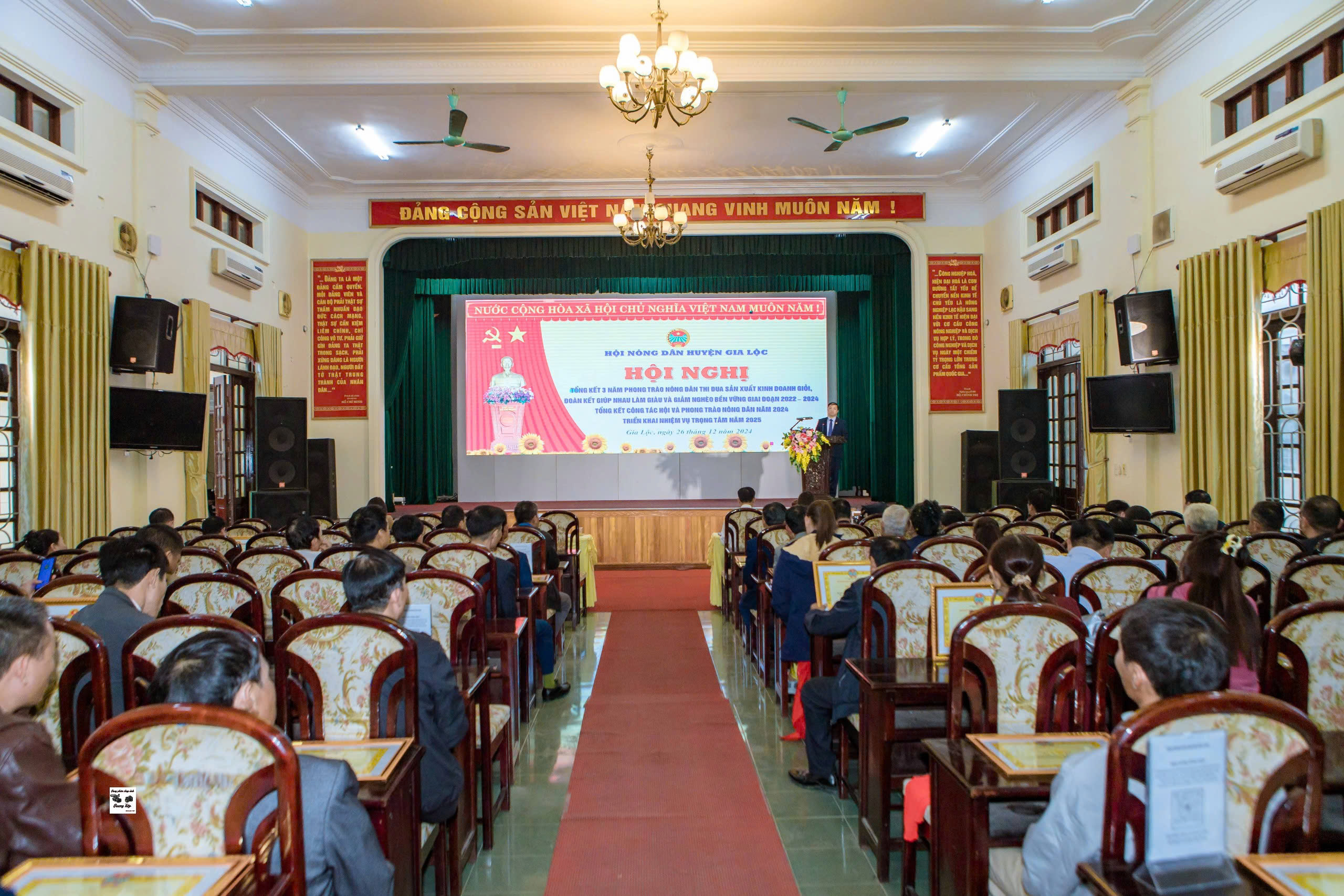 Nông dân TK 3 năm.jpg